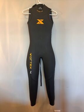 Xterra Vortex 4 Women's Sleeveless Wetsuit Size SMALL
